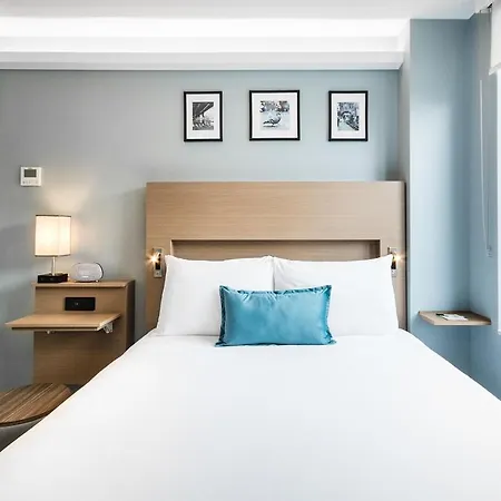 Wingate By Wyndham Bronx Haven Park Hotel New York Exterior photo
